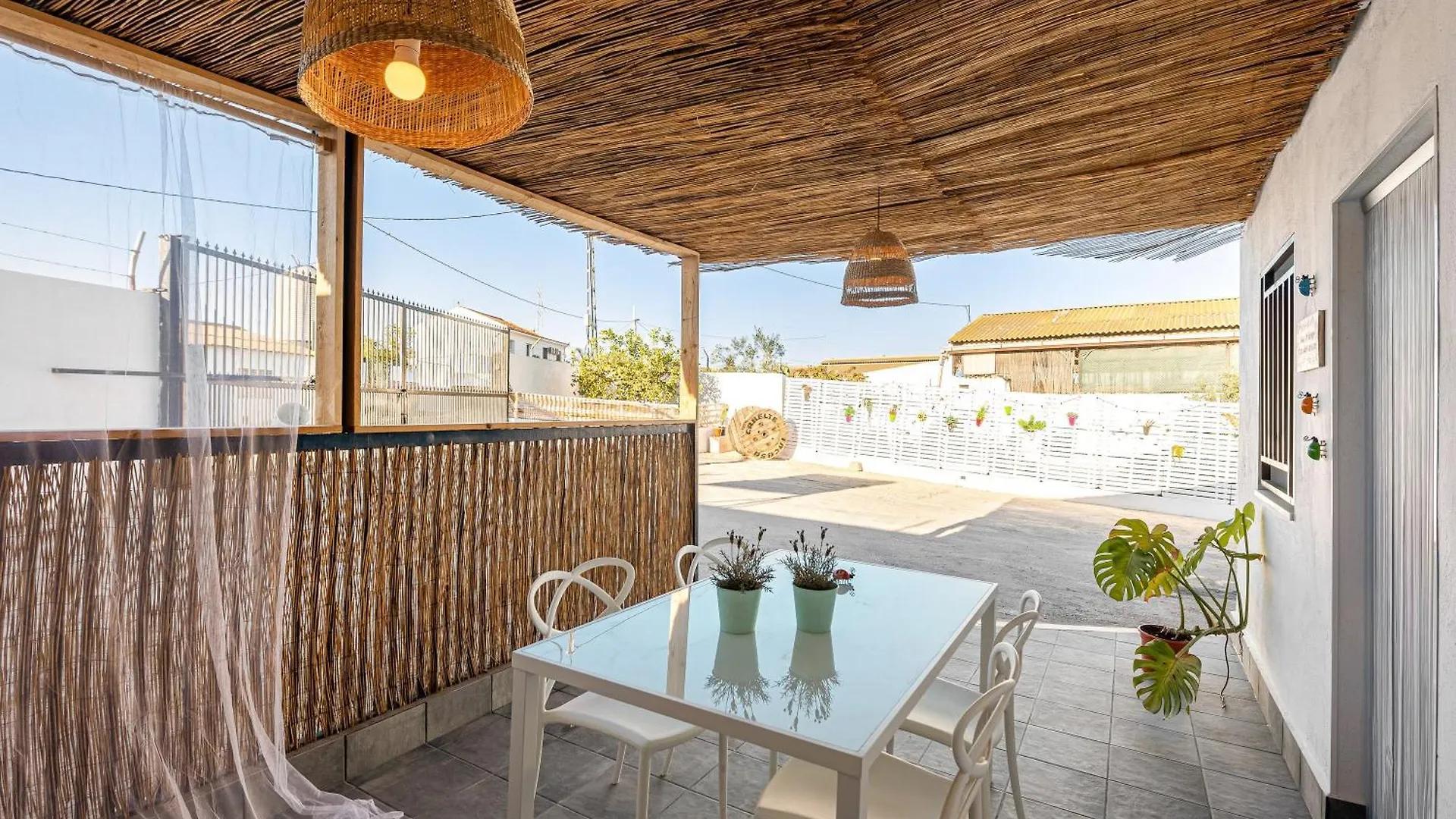 Limon Lunero Malaga 0*,  Spain